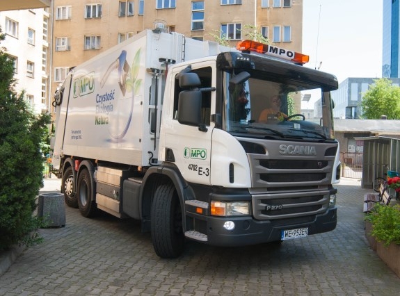 Śmieciarki Scania z zasilaniem CNG w służbie MPO Warszawa