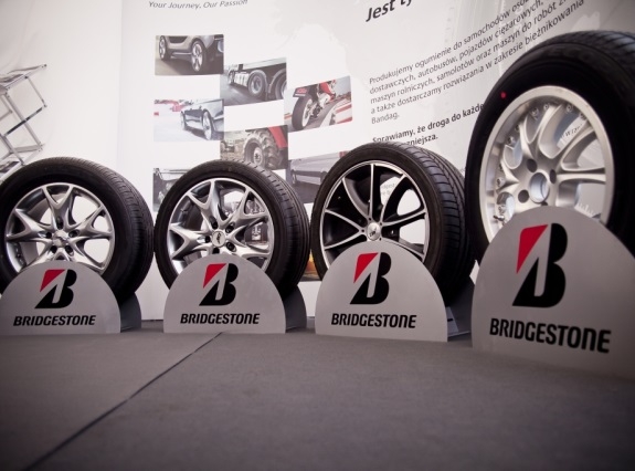 Bridgestone ponownie największym producentem opon na świecie