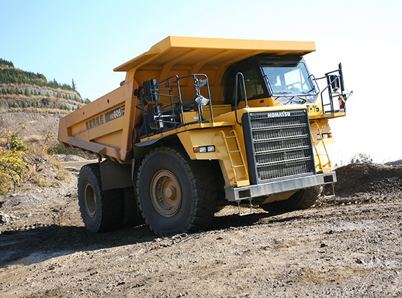 YOKOHAMA inwestuje na rynku opon przemysłowych