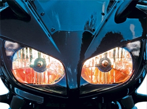 Oświetlenie motocyklowe 2011