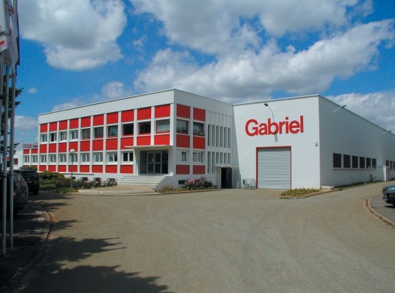 TRW obchodzi pierwszą rocznicę przejęcia marki Gabriel