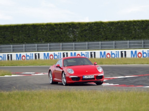 Ponad milion samochodów Porsche z Mobil 1