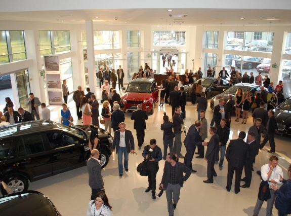 Nowy salon JLR Polska