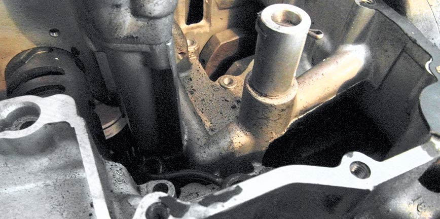 Typowe awarie układu wstępnego przeniesienia napędu  w motocyklowych rzędowych silnikach czterocylindrowych