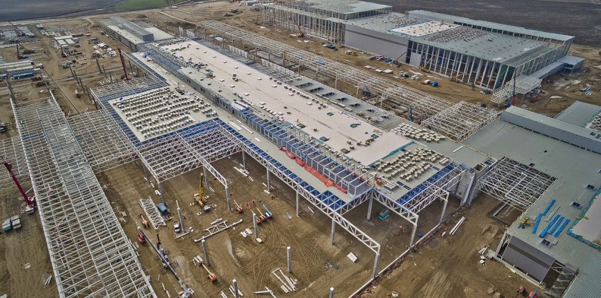 3 tys. osób zaczyna pracę w nowej fabryce VW