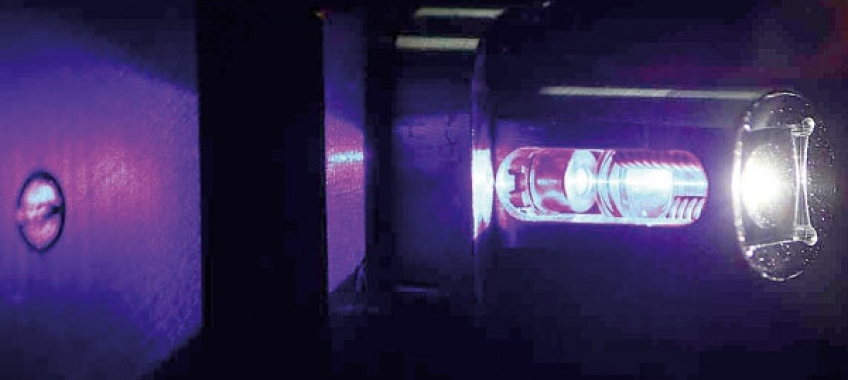 Laserowe światła OSRAM w BMW i8