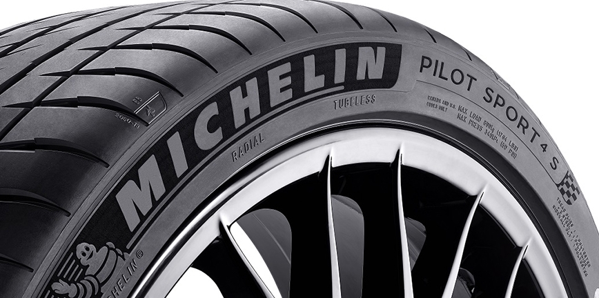 Porsche, Pilot Sport 4S, Hołowczyc, Michelin - Motor Show!