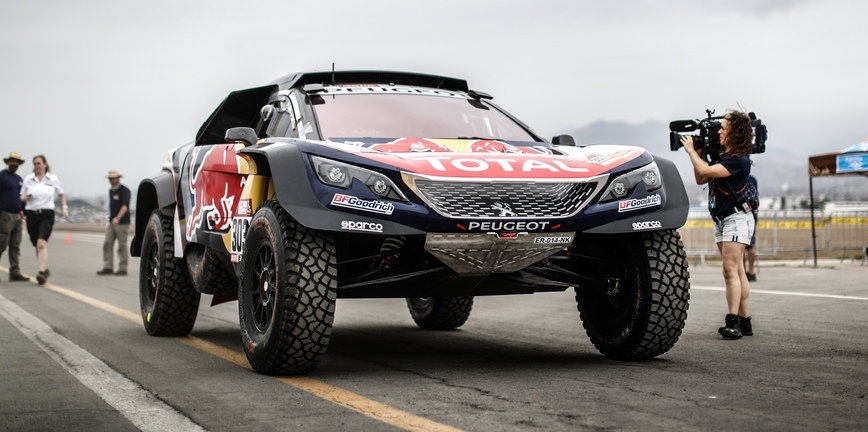 Dziś rusza Dakar. Team Peugeot-TOTAL ma coś do udowodnienia