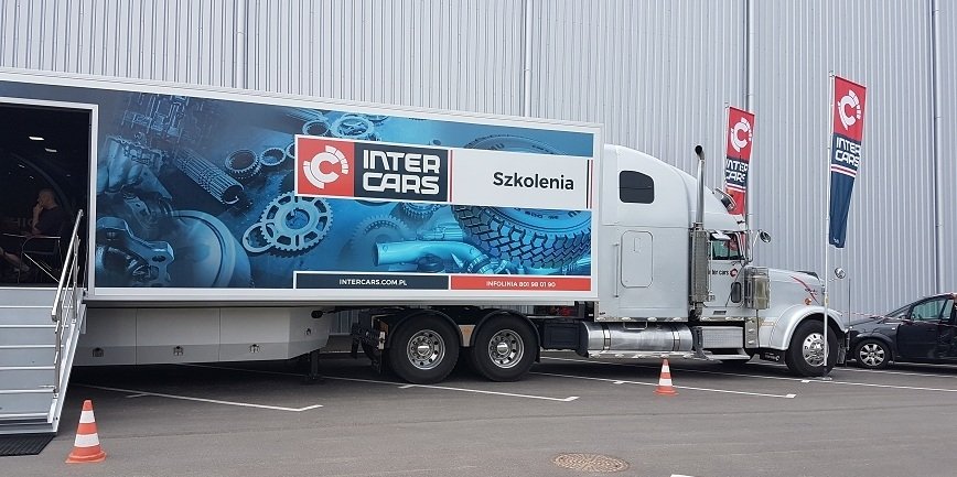 Ciężarówka szkoleniowa Inter Cars rusza w trasę