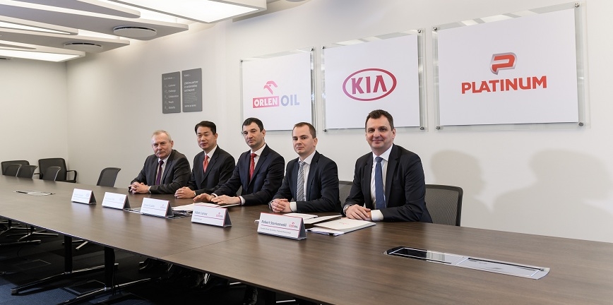 Orlen podpisuje umową z Kia Motors Polska