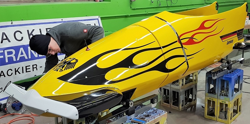 Lakier Cromax na ... bobslejach mistrzów olimpijskich.
