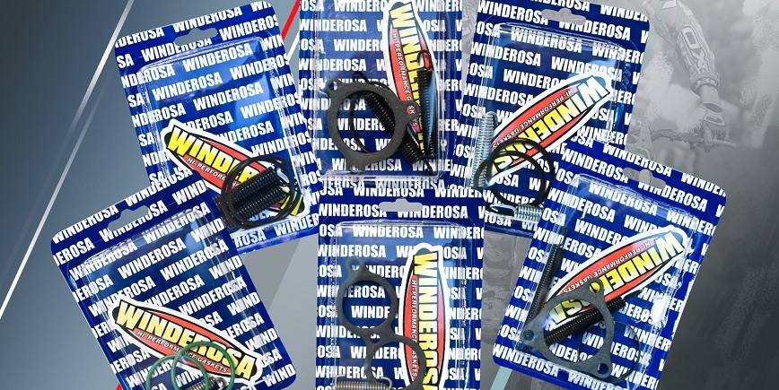 Sprężyny do mocowania wydechu w motocyklu