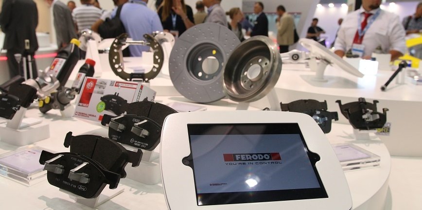 Automechanika: Federal-Mogul Motorparts uruchamia program pomocy technicznej 