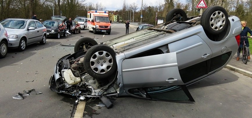 Naprawa po szkodzie całkowitej? To się (czasami) opłaca