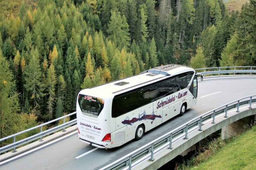 Transport autokarowy w zapaści? Brakuje ... wszystkiego!