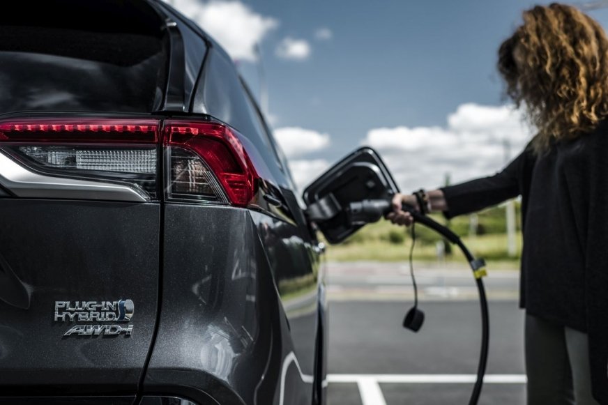 Ekspansja Toyoty i Panasonica dla elektromobilności