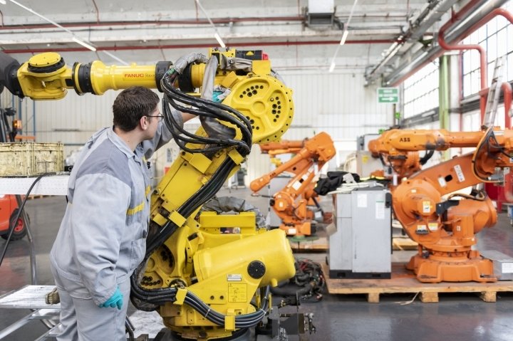 Modernizacja robotów - kolejny obszar działalności Refactory
