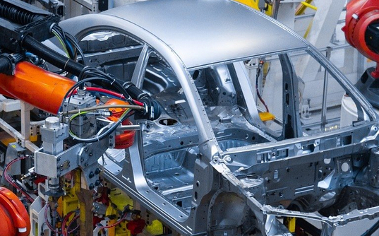 Co destabilizuje europejski automotive?