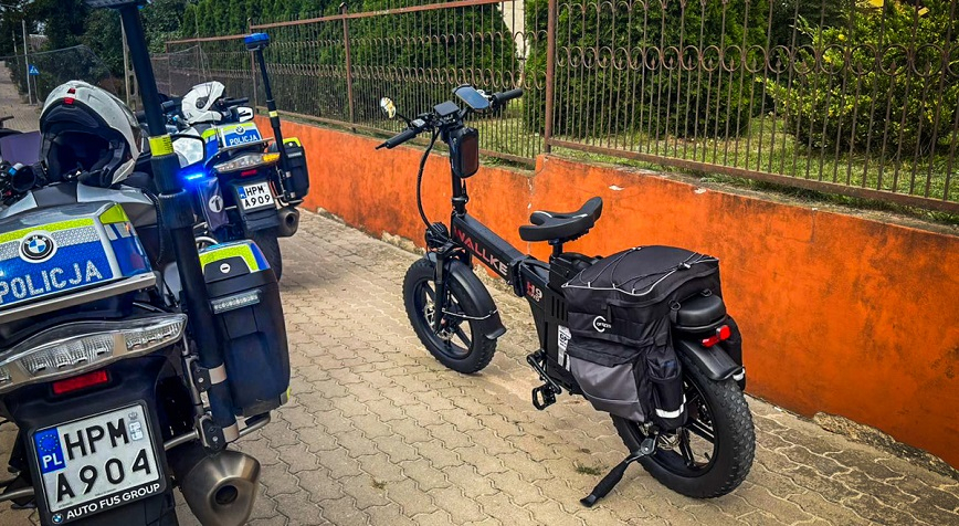 Twierdził, że to rower. Dostał karę za brak rejestracji, uprawnień i OC