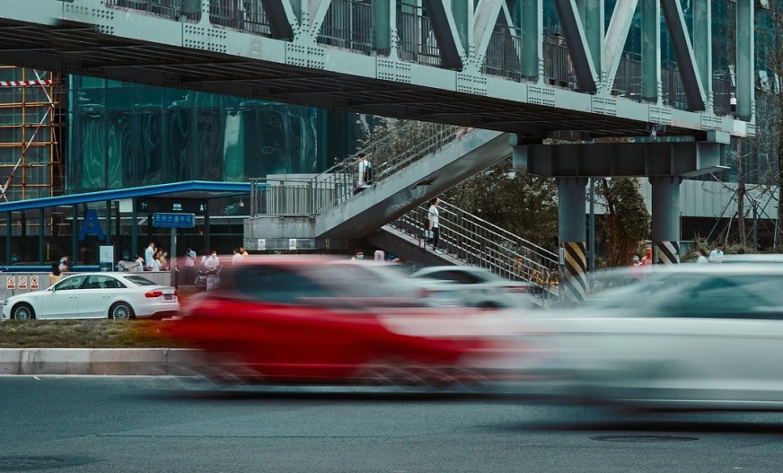 Polacy przejeżdżają więcej kilometrów jednym samochodem niż przeciętny Europejczyk