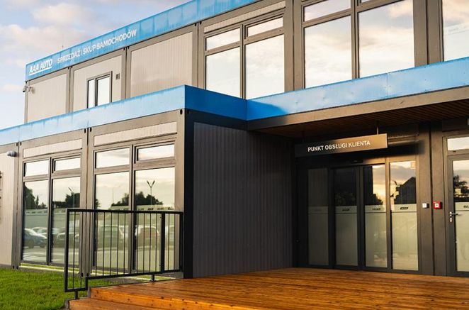 Sieć salonów zmienia właściciela