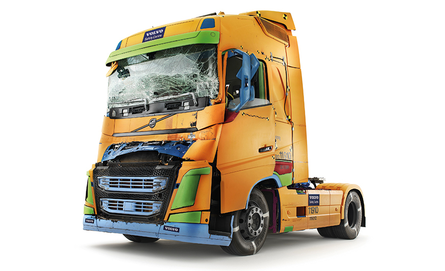 Naprawy powypadkowe kabin ciężarówek nadal opłacalne