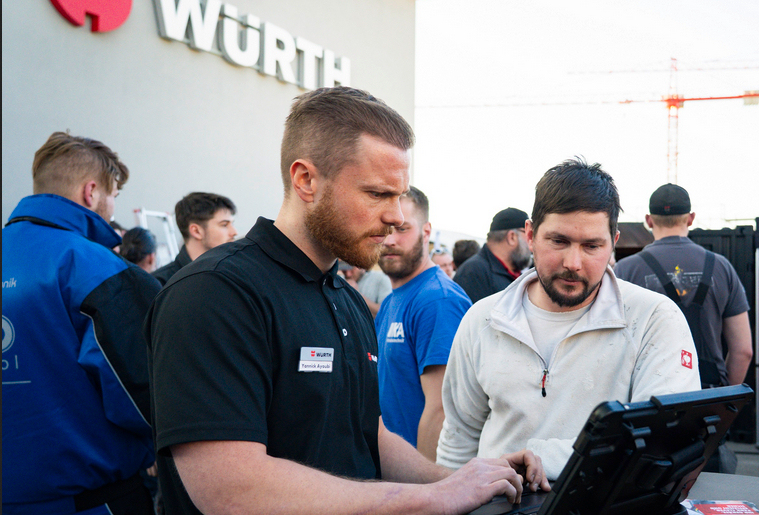 Cykl spotkań profesjonalistów z ekspertami