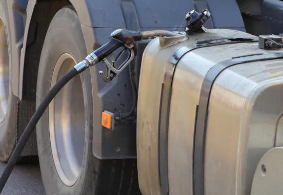 Paliwo HVO100 dla polskich ciężarówek