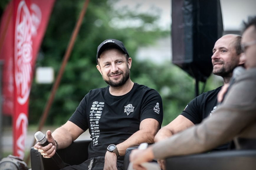 Zwycięzcy z Dakaru i legendarny DALL Bull w firmie Kaliński