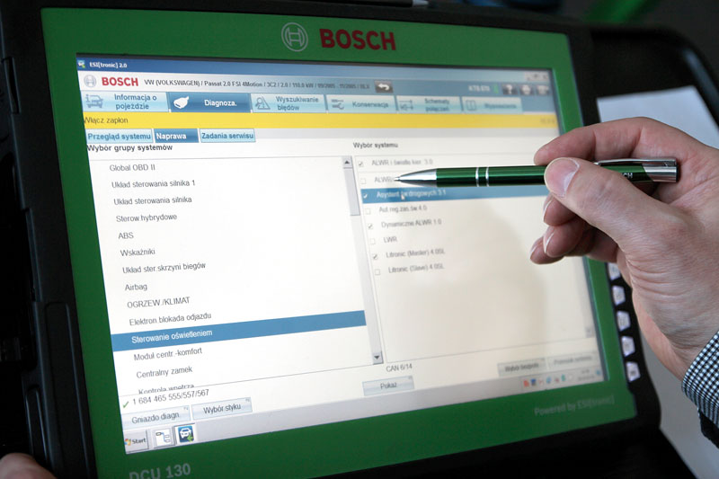 ESI[tronic] 2.0 daje się sprawnie instalować – zarówno na komputerze warsztatowym, na testerze firmy Bosch, jak i na posiadanym laptopie. 
